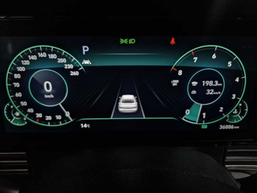 HYUNDAI Grandeur - Vista 8