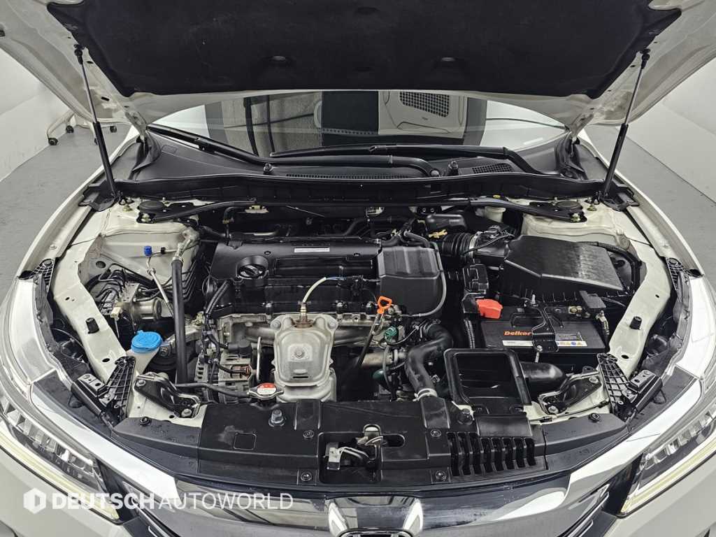 Honda Accord - Vista 6