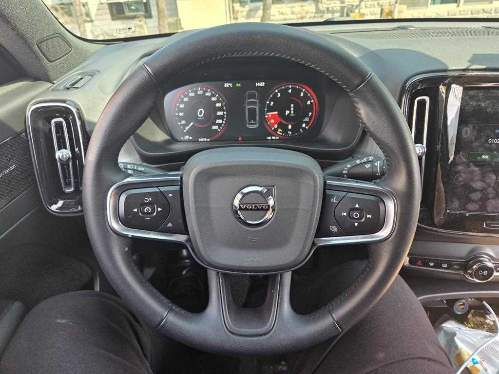 Volvo XC40 - Vista 11