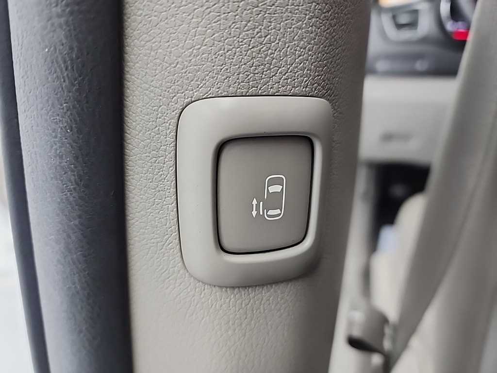 KIA Carnival 2018 - Importación desde Corea - HF Imports Iquique - Foto 14