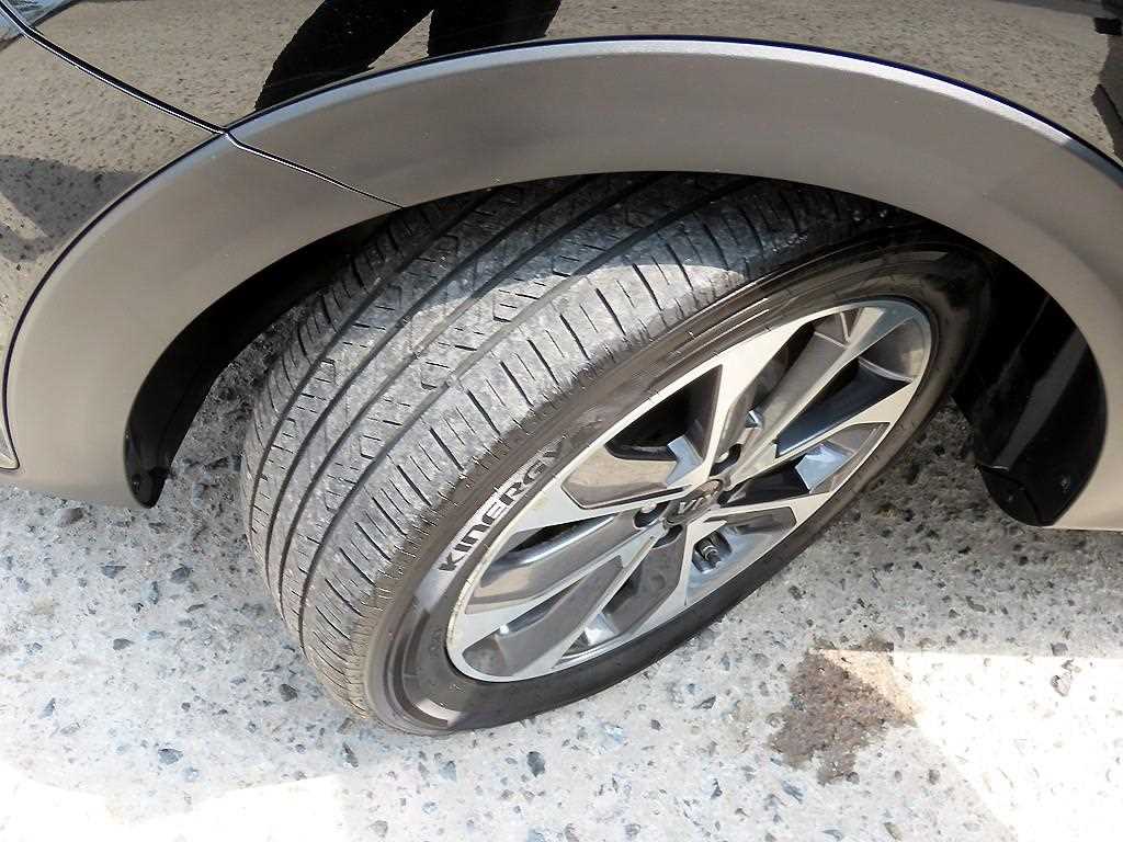 KIA Stonic 2019 Negro - Importación desde Corea - HF Imports Iquique - Foto 20