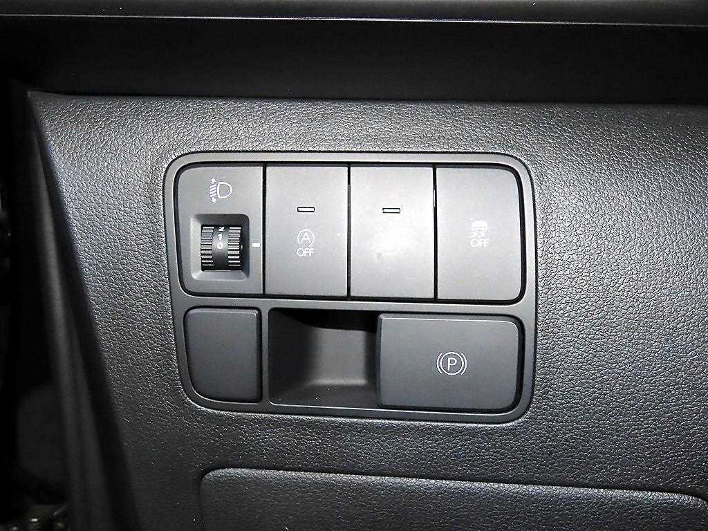 HYUNDAI Staria 2025 Negro - Importación desde Corea - HF Imports Iquique - Foto 13