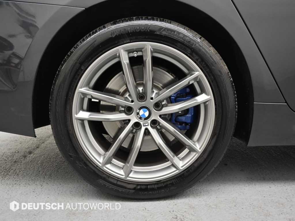 BMW 5 Series - Vista 5