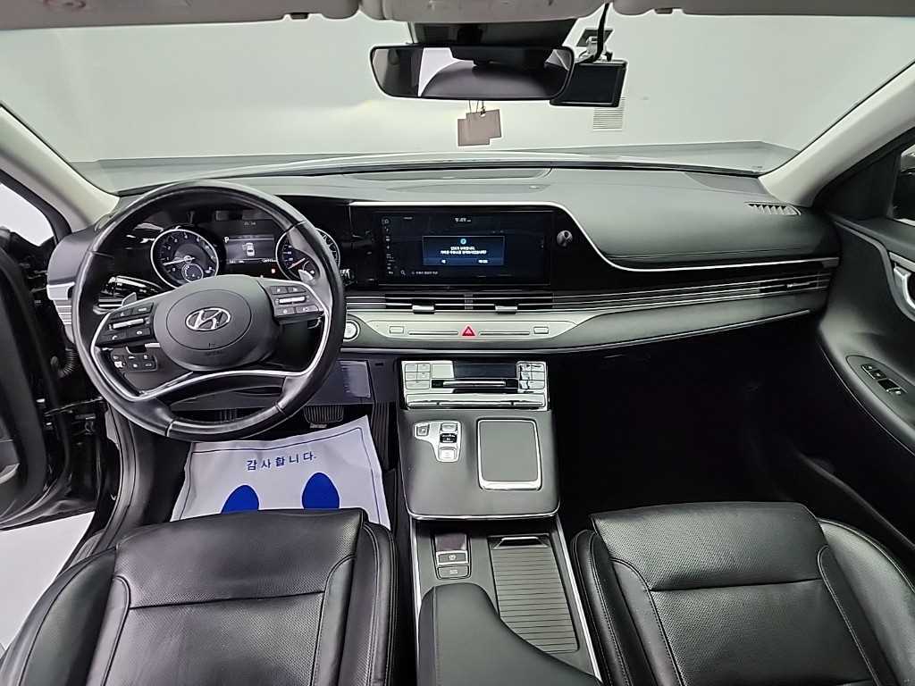 HYUNDAI Grandeur - Vista 7