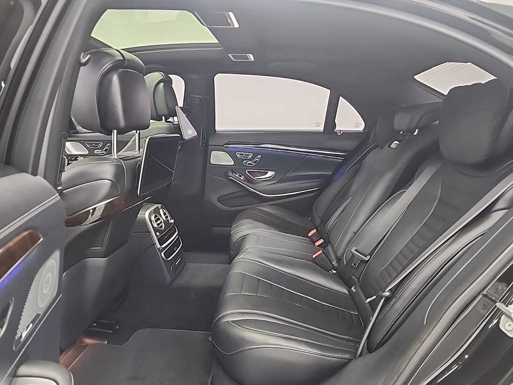 Mercedes Benz S Class - Vista 12