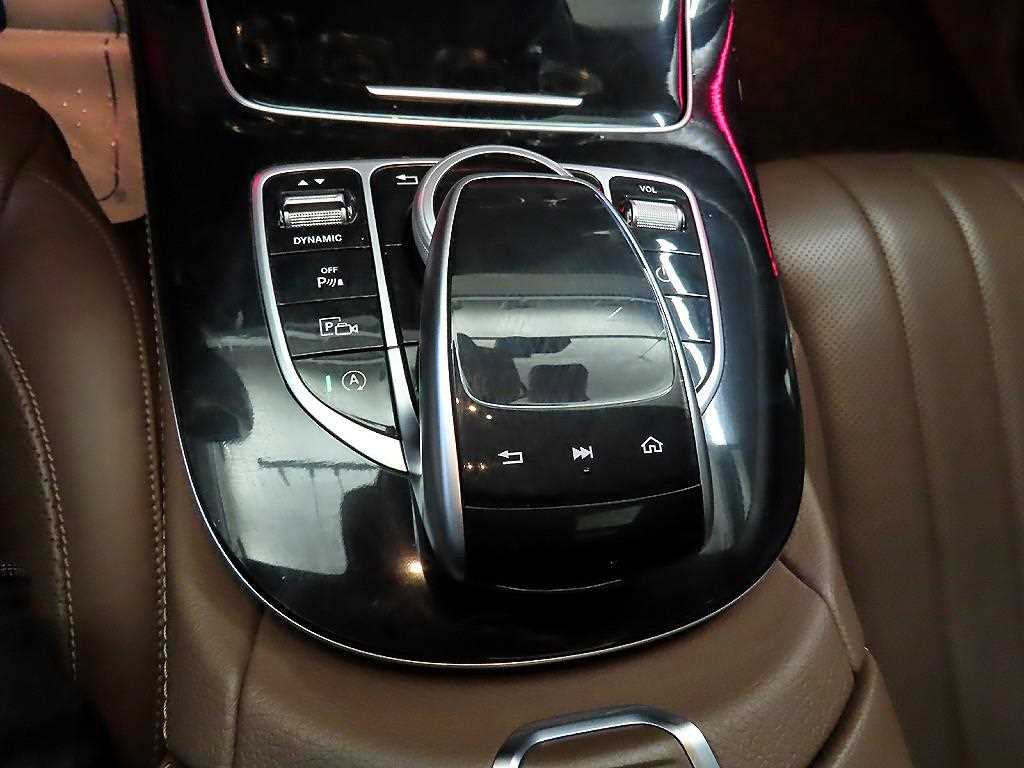 Mercedes Benz E class 2018 Negro - Importación desde Corea - HF Imports Iquique - Foto 15