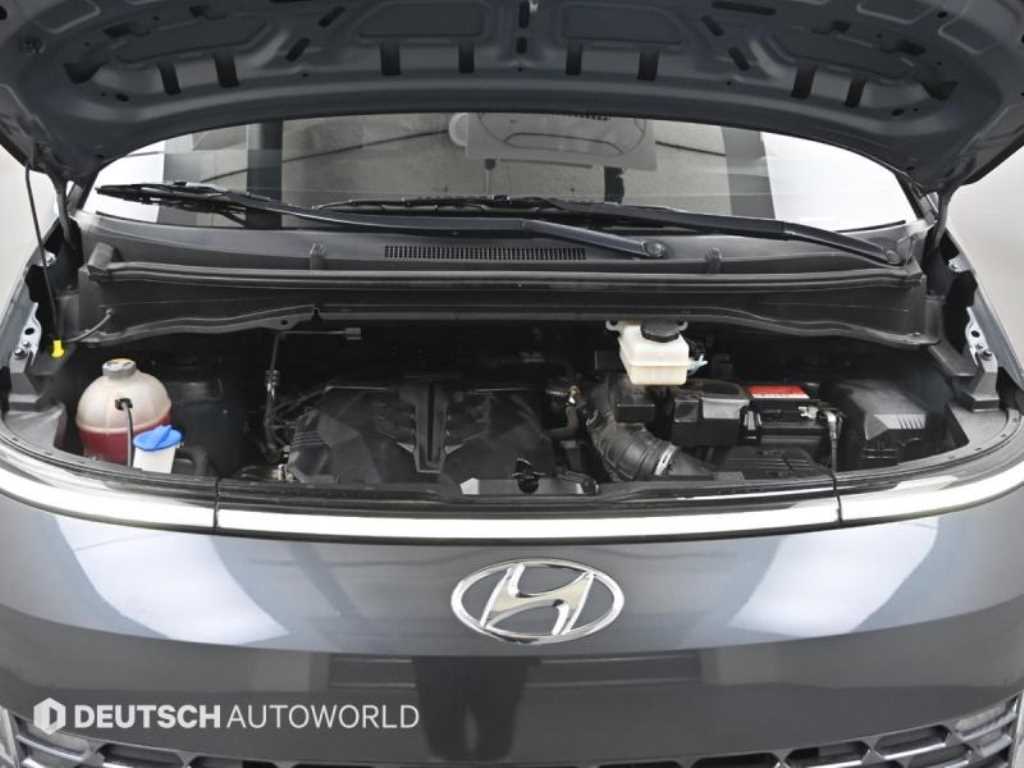 HYUNDAI Staria - Vista 6