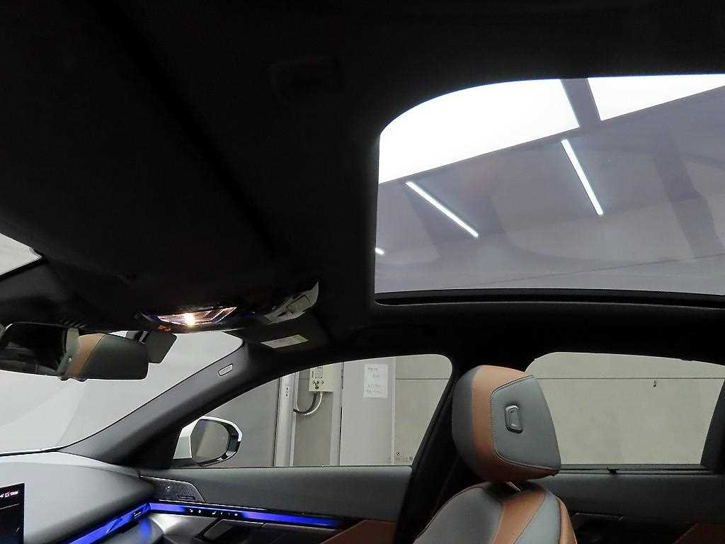 BMW 5 Series 2025 Blanco - Importación desde Corea - HF Imports Iquique - Foto 13