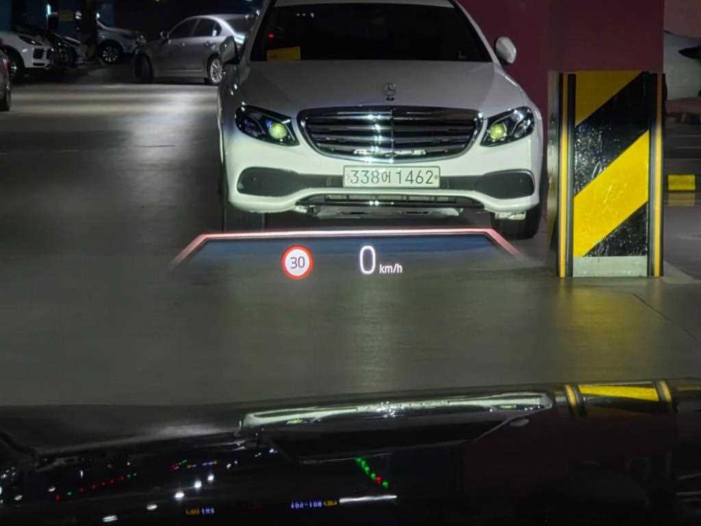 BMW 7 Series - Vista 8