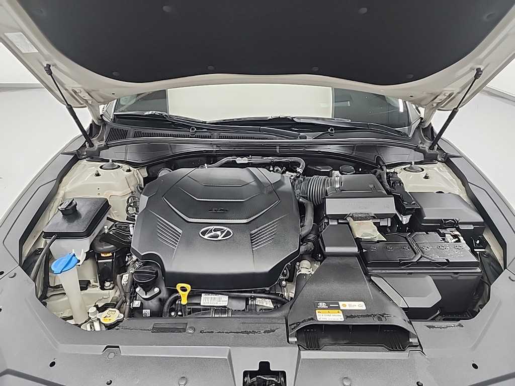 HYUNDAI Grandeur - Vista 5