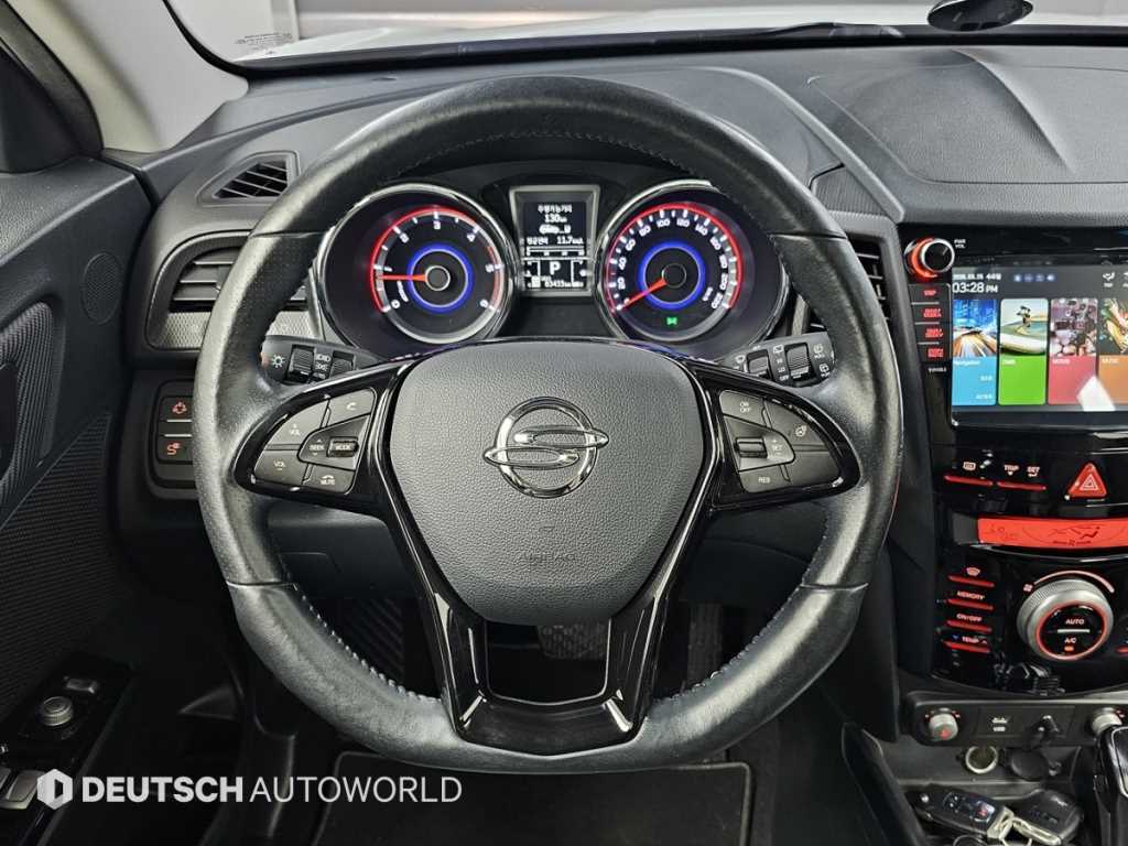 Ssangyong Tivoli 2016 Blanco - Importación desde Corea - HF Imports Iquique - Foto 13