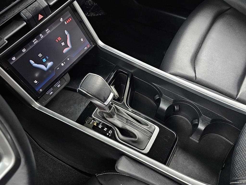 Ssangyong Torres - Vista 9