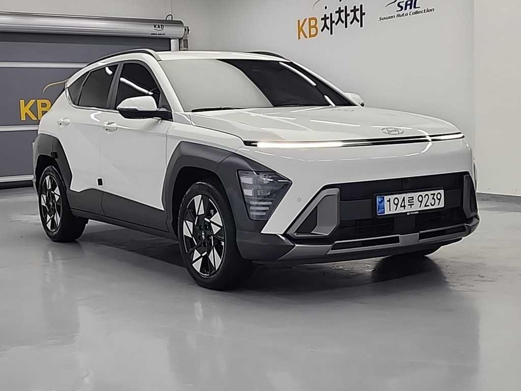 HYUNDAI Kona - Vista 4