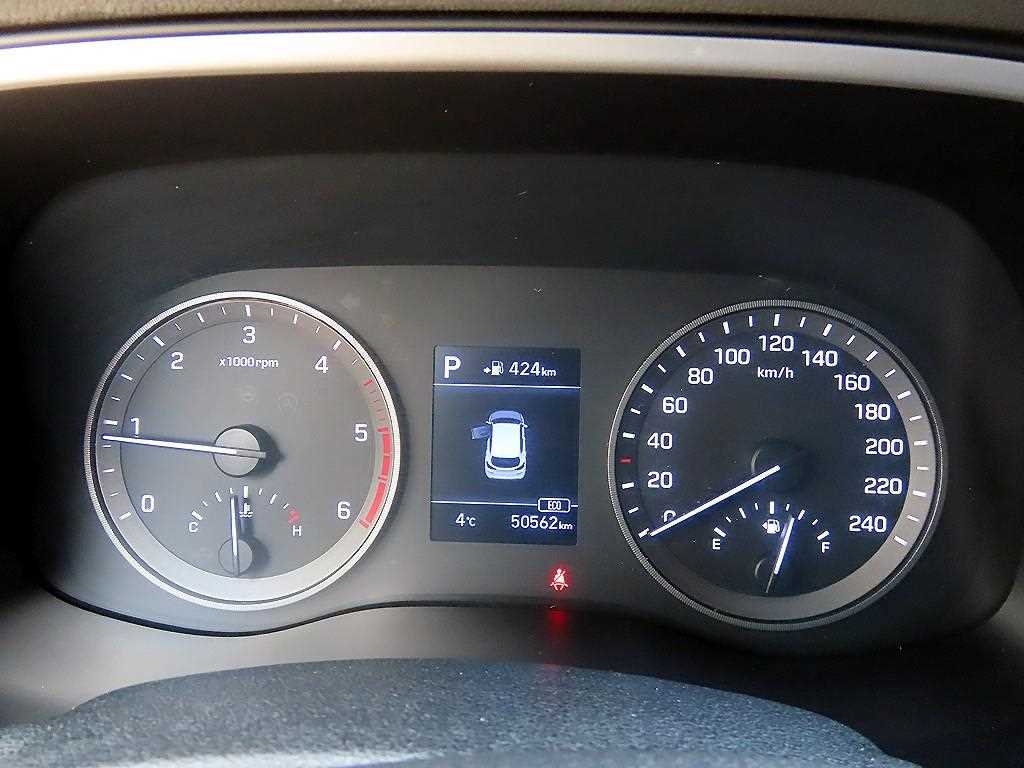 HYUNDAI Tucson - Vista 9