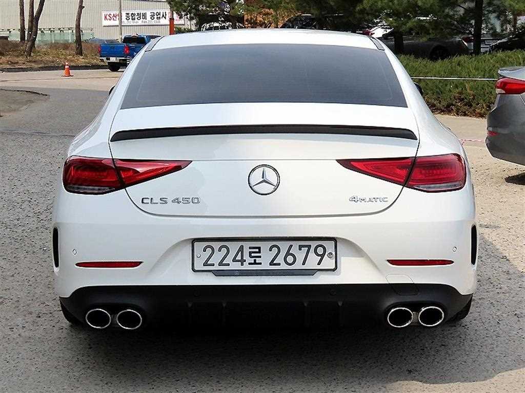 Mercedes Benz CLS Class - Vista 4