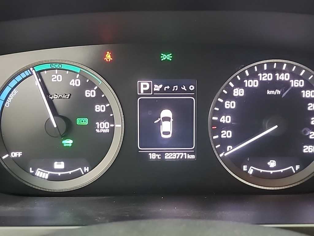 HYUNDAI Sonata - Vista 6