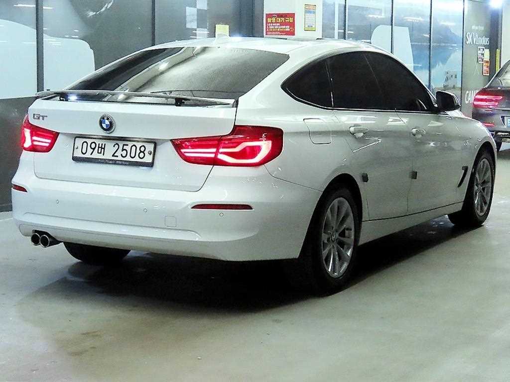 BMW Gran Turismo - Vista 4