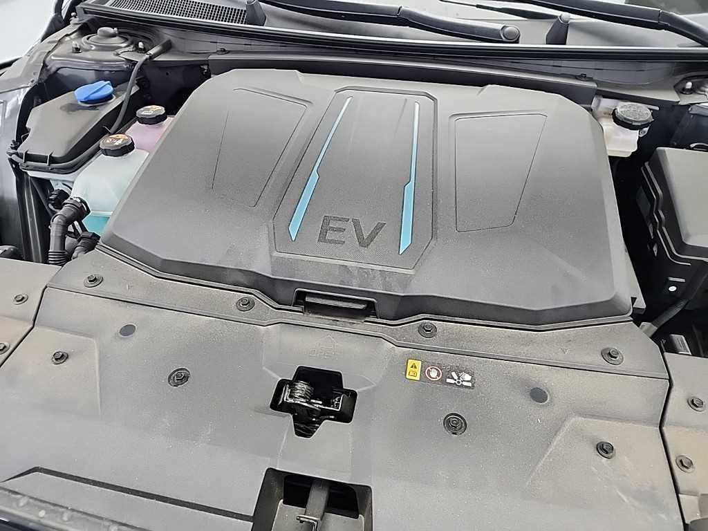 HYUNDAI Ioniq 5 - Vista 5