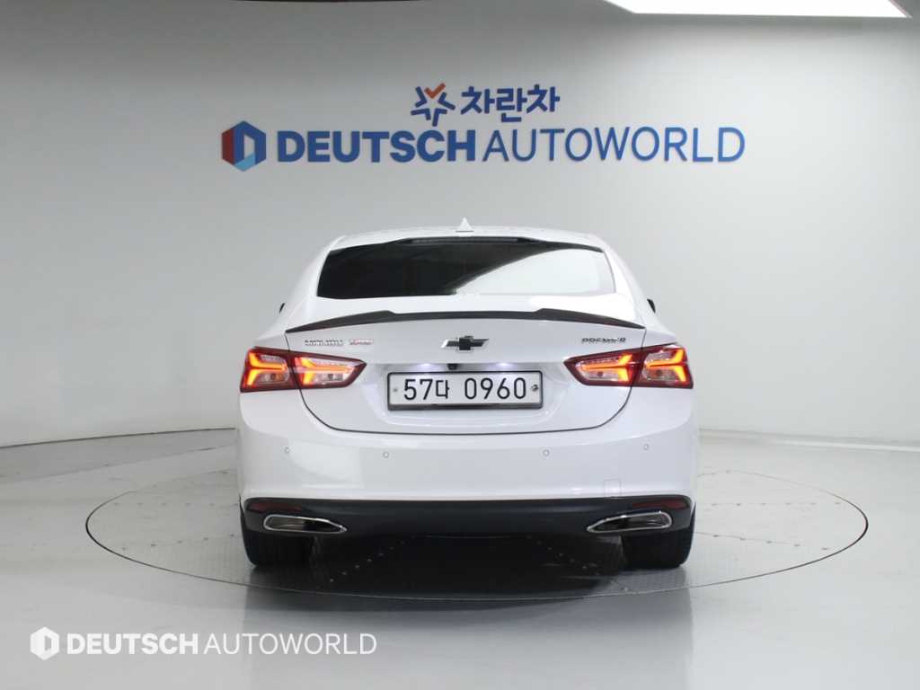 Chevrolet Malibu - Vista 4