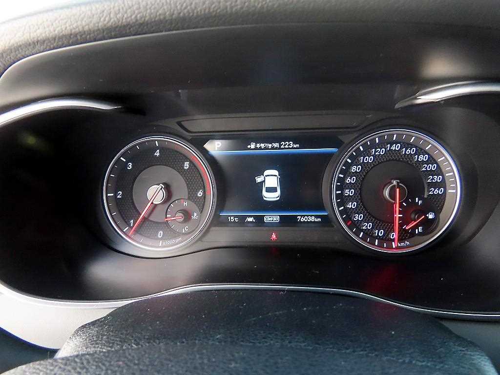 Genesis G70 - Vista 9