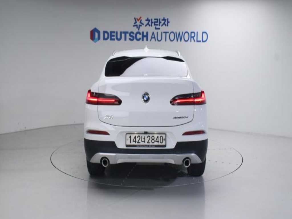 BMW X4 - Vista 4