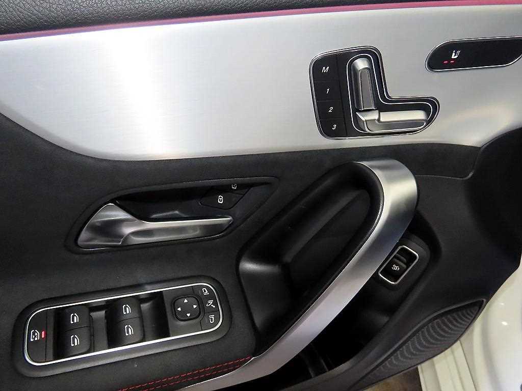 Mercedes Benz CLA Class 2023 Blanco - Importación desde Corea - HF Imports Iquique - Foto 14