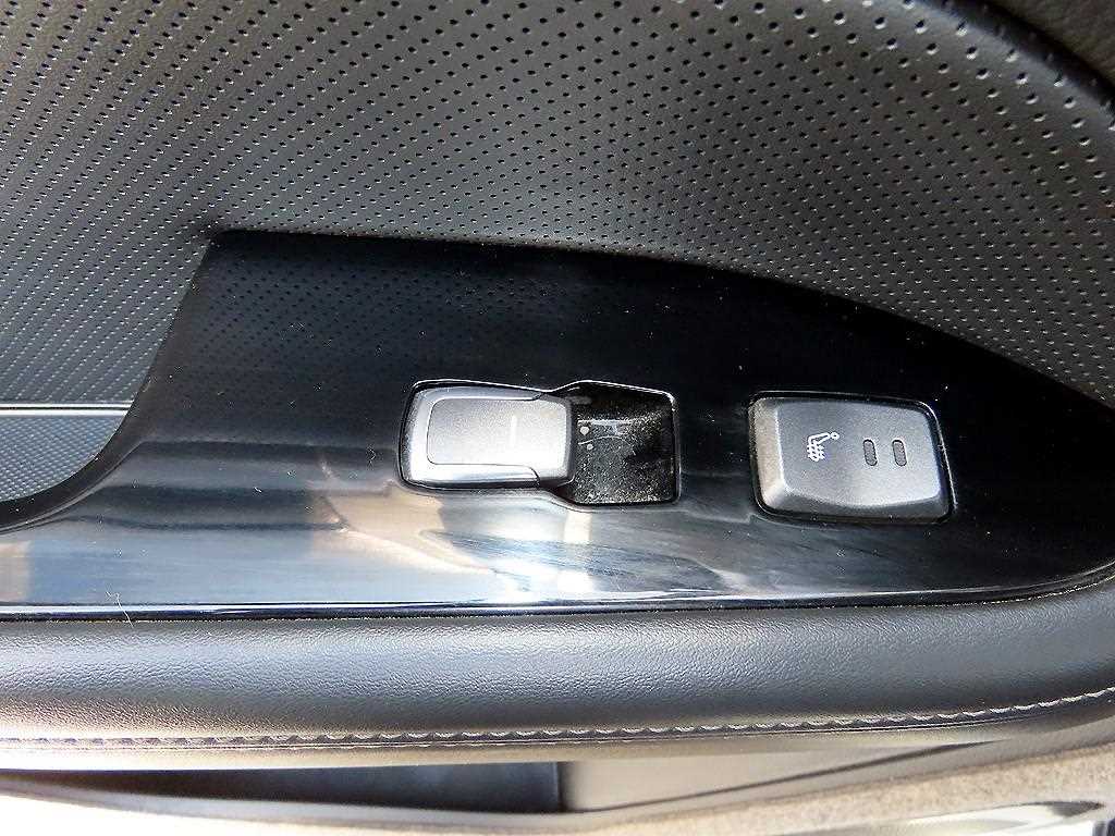 Ssangyong Rexton 2018 Blanco - Importación desde Corea - HF Imports Iquique - Foto 16