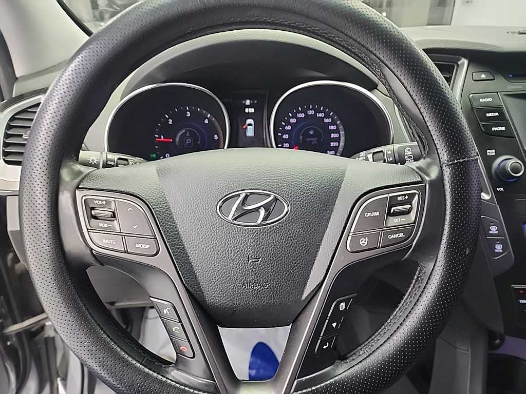 HYUNDAI Santa Fe - Vista 9