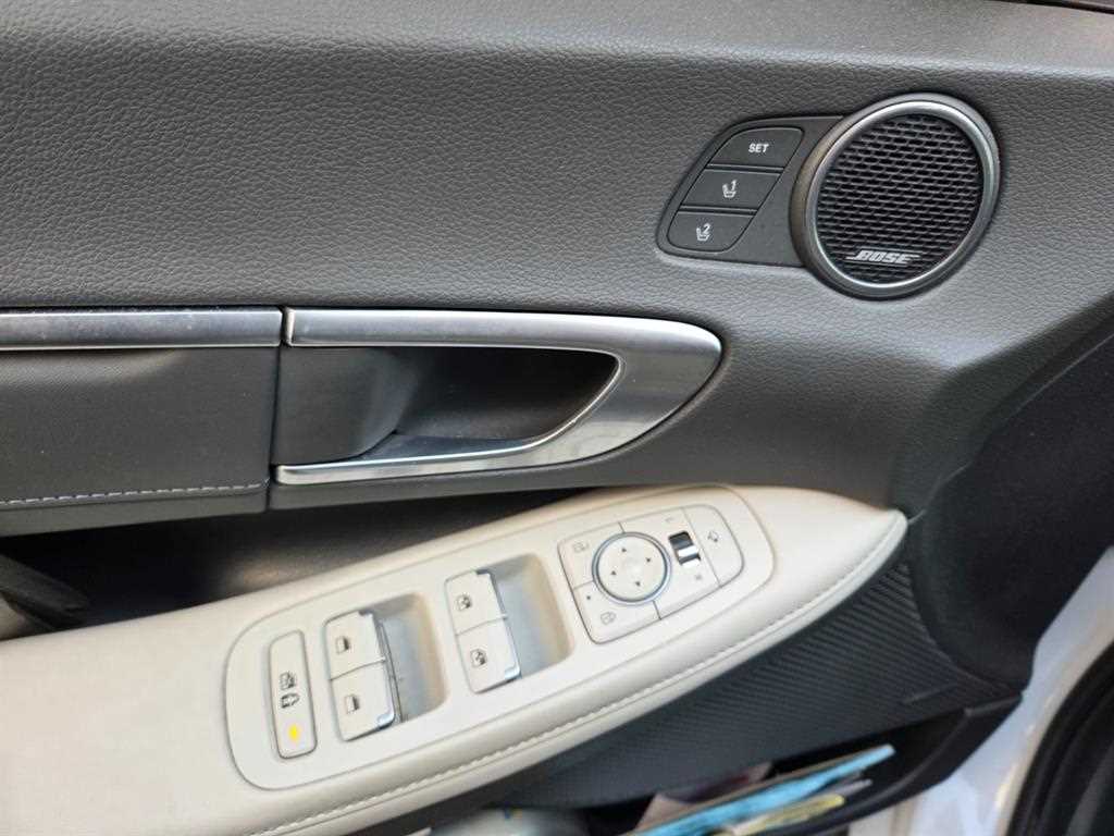 HYUNDAI Sonata - Vista 9