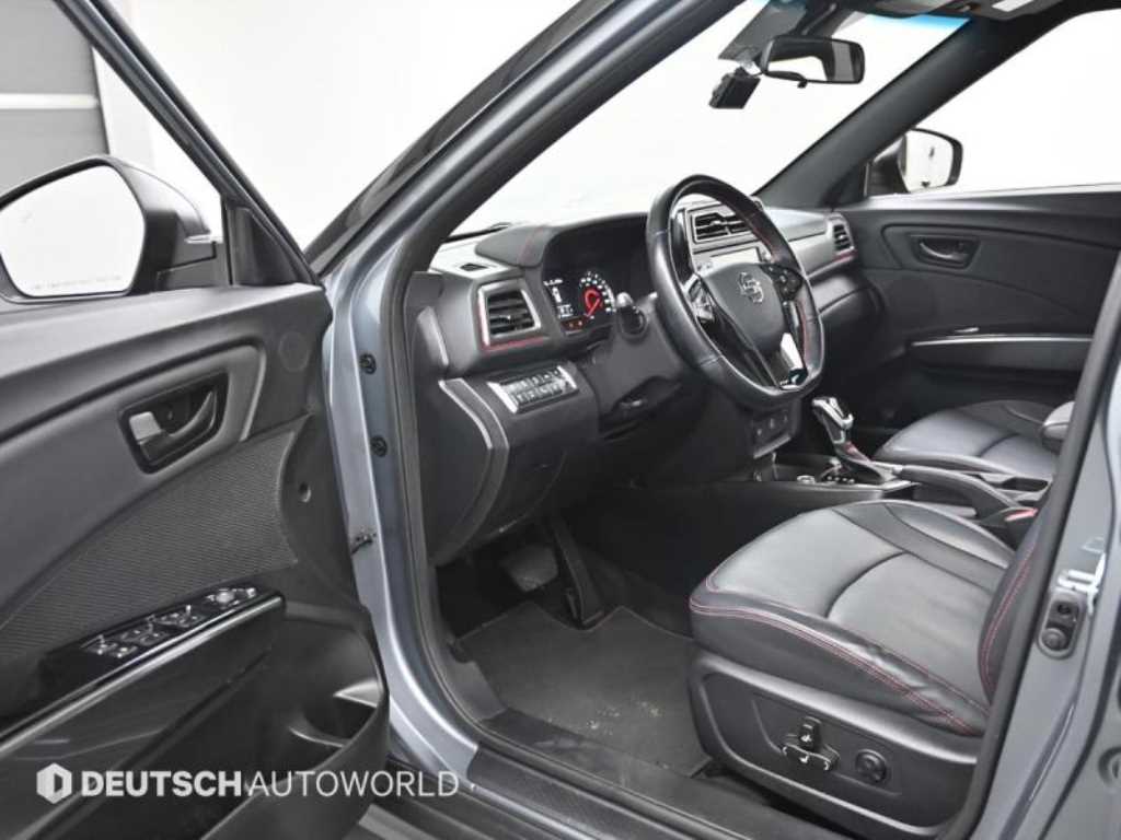 Ssangyong Tivoli - Vista 11