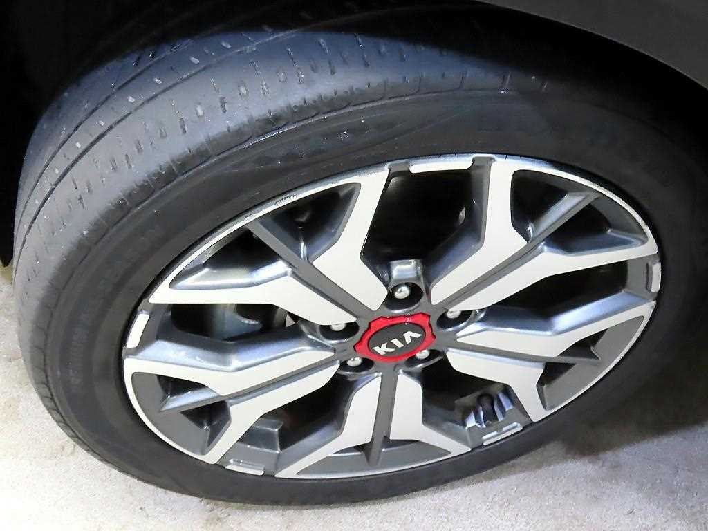 KIA Seltos 2022 Gris - Importación desde Corea - HF Imports Iquique - Foto 20