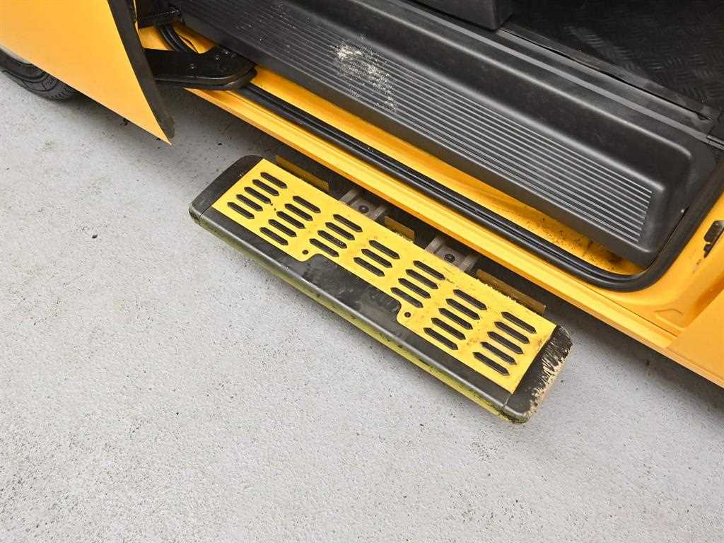 HYUNDAI Staria 2022 Amarillo - Importación desde Corea - HF Imports Iquique - Foto 16