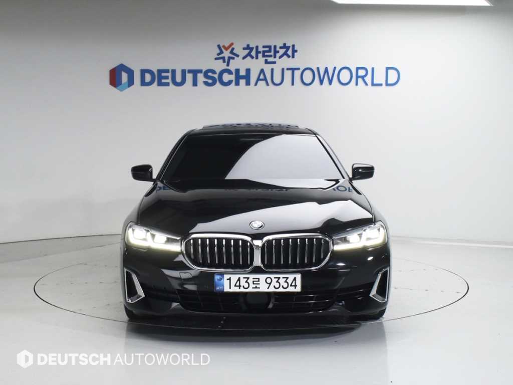 BMW 5 Series - Vista 3