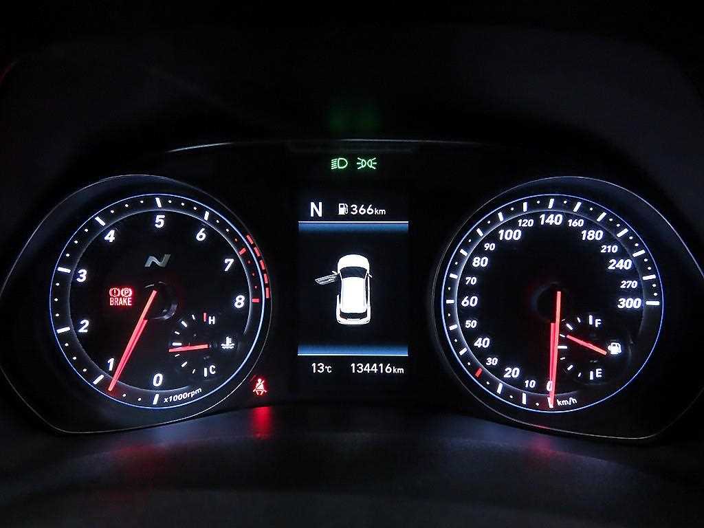 HYUNDAI Veloster - Vista 9