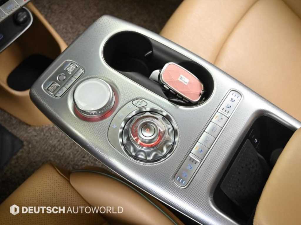 Genesis GV60 - Vista 9