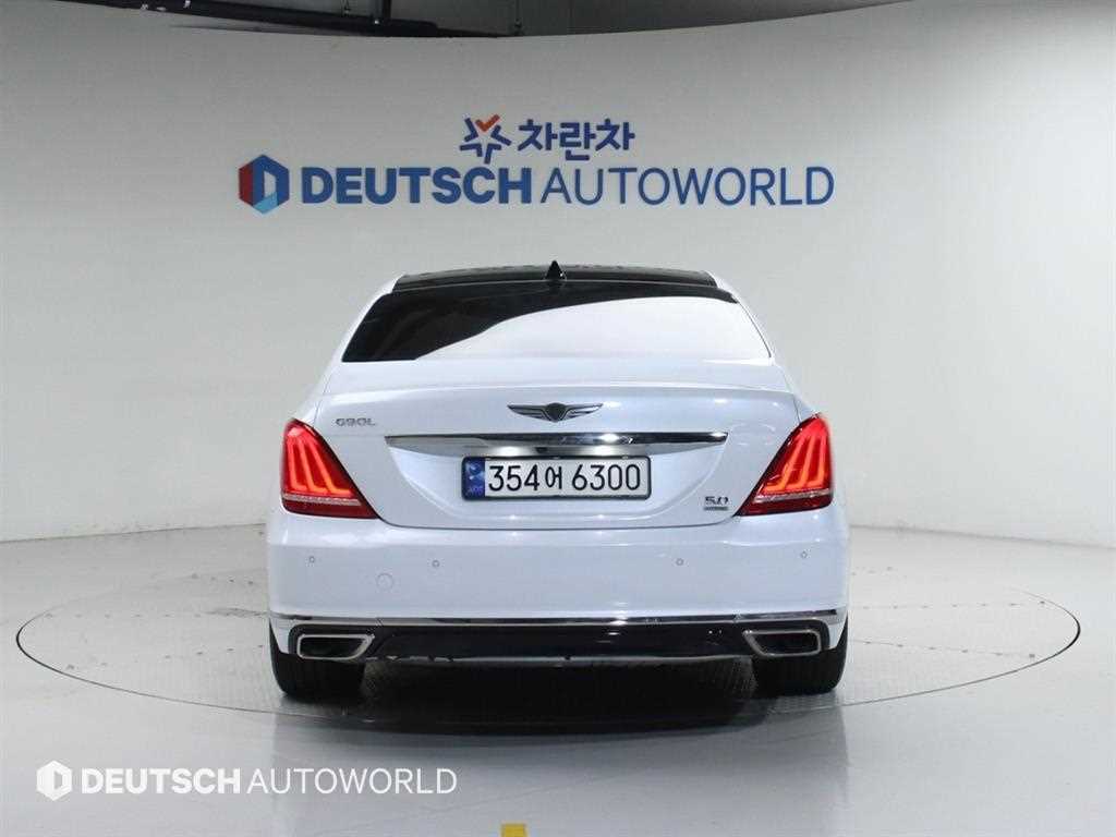 Genesis EQ900 - Vista 4