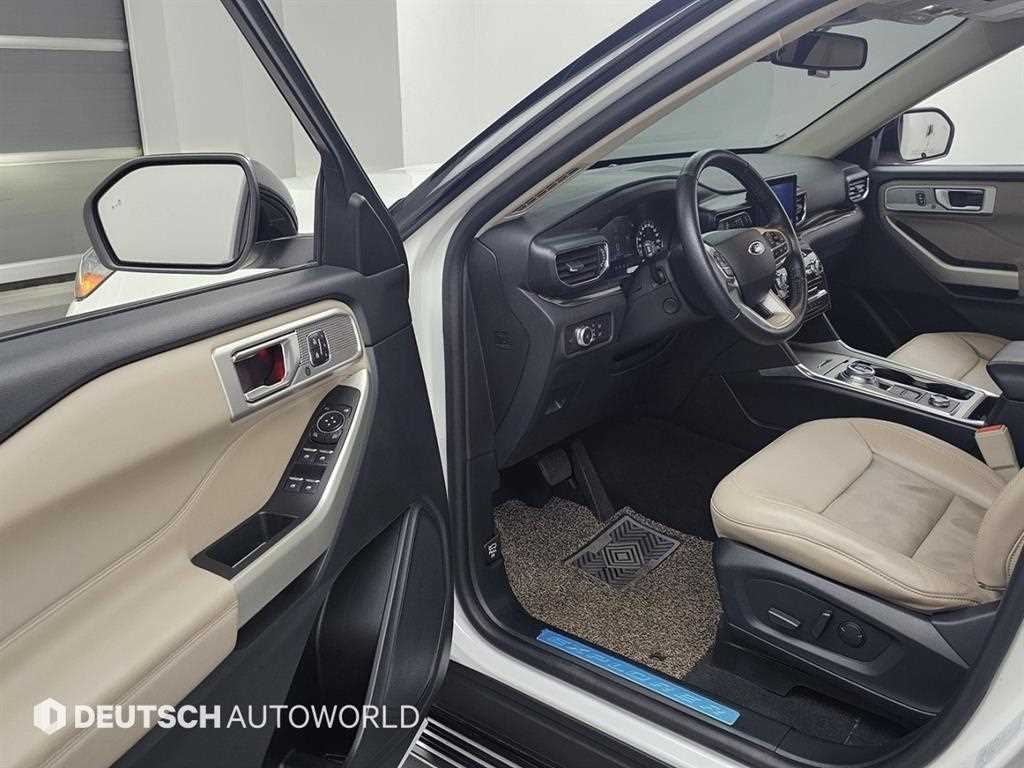 Ford Explorer - Vista 11