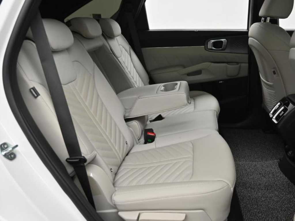 KIA Sorento - Vista 12