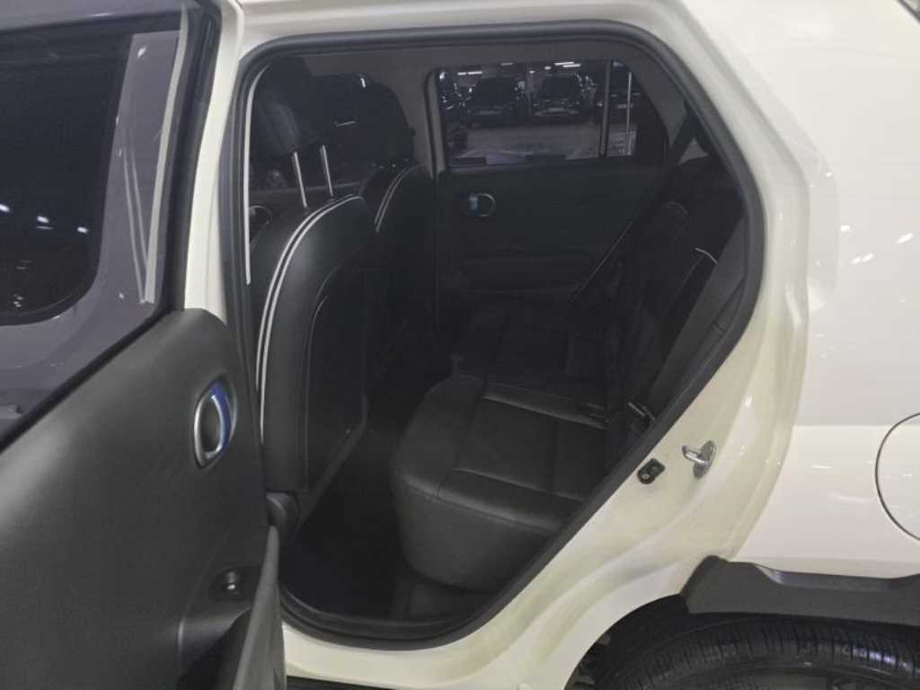 HYUNDAI Casper - Vista 7