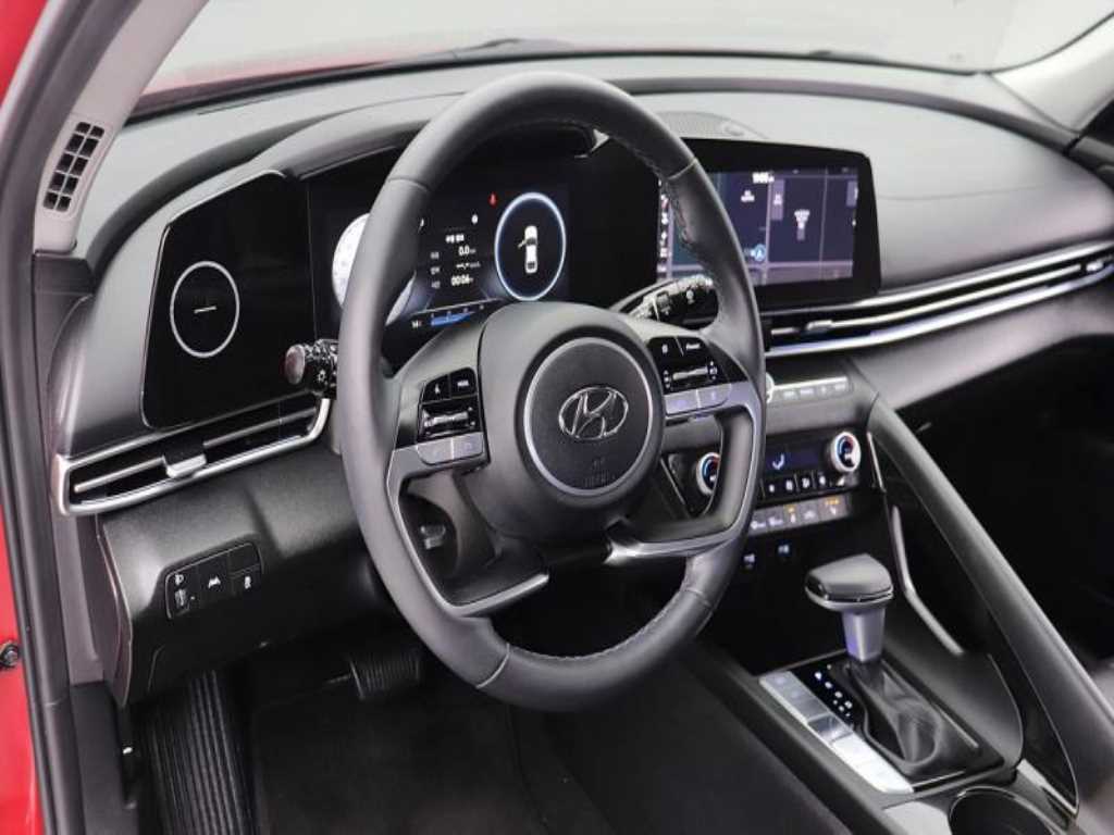 HYUNDAI Avante - Vista 11