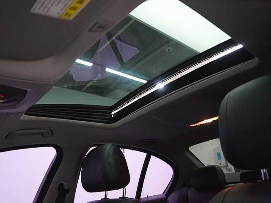 BMW 5 Series - Vista 11