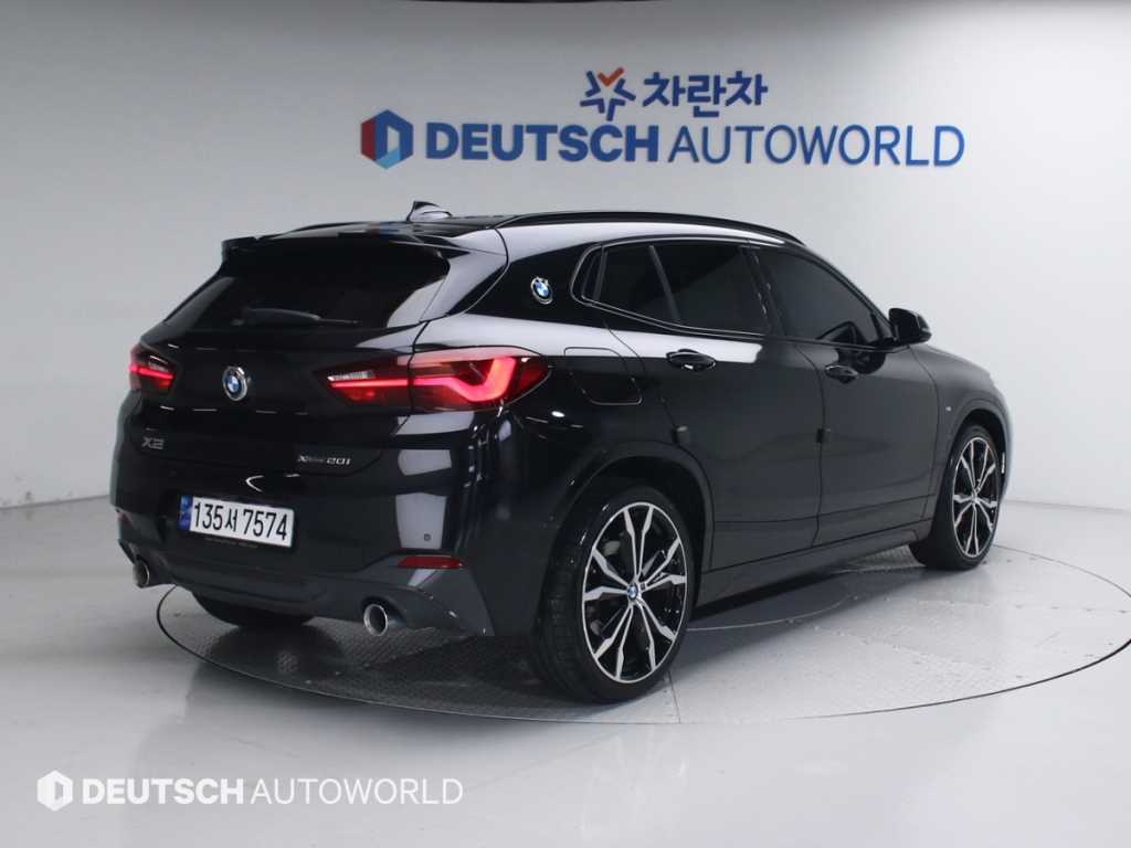 BMW X2 - Vista 2