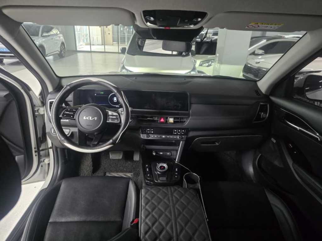 KIA Seltos - Vista 8