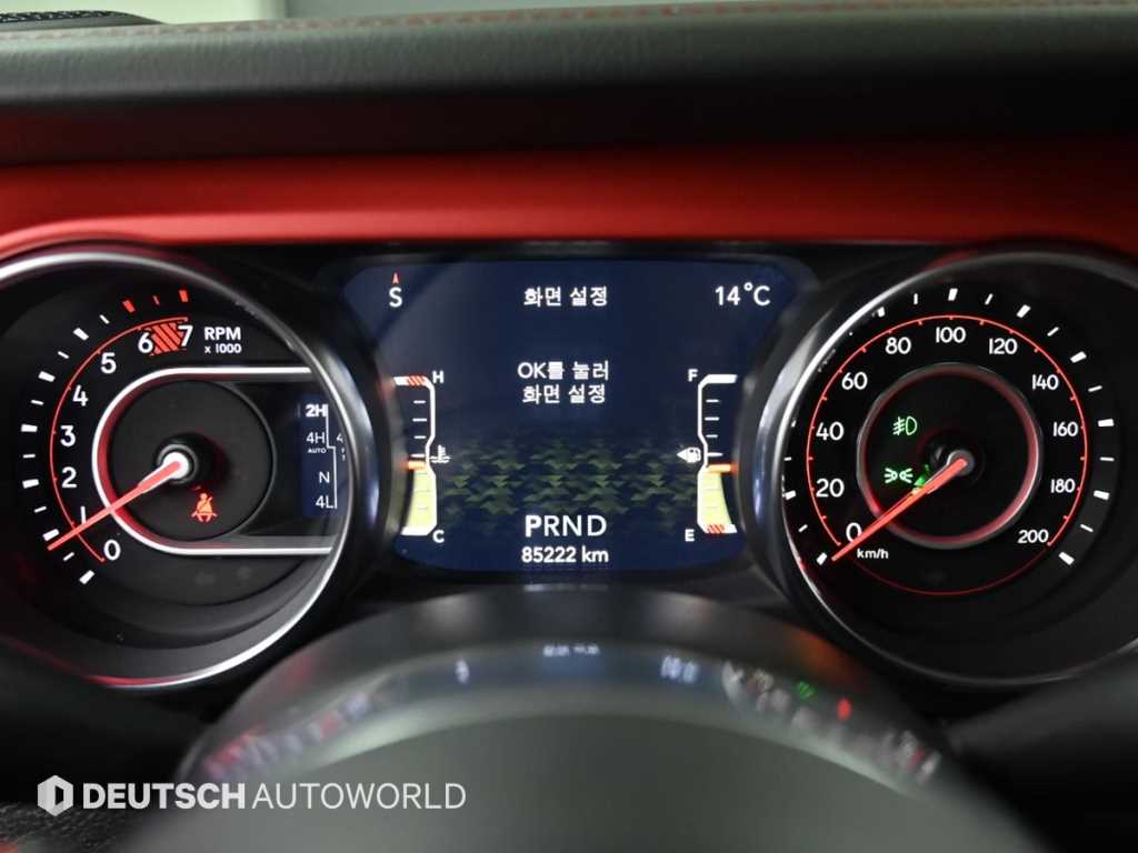 Jeep Wrangler - Vista 8