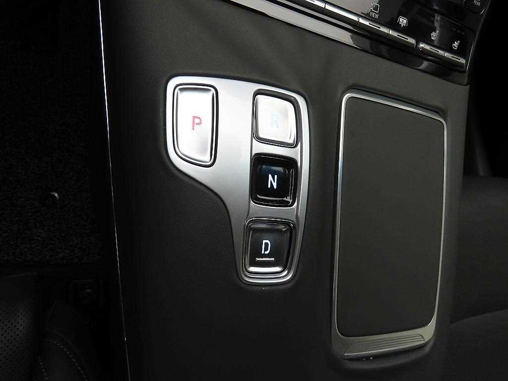 HYUNDAI Grandeur - Vista 10