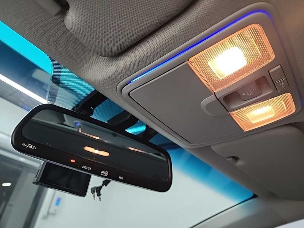 HYUNDAI Avante 2011 Blanco - Importación desde Corea - HF Imports Iquique - Foto 17