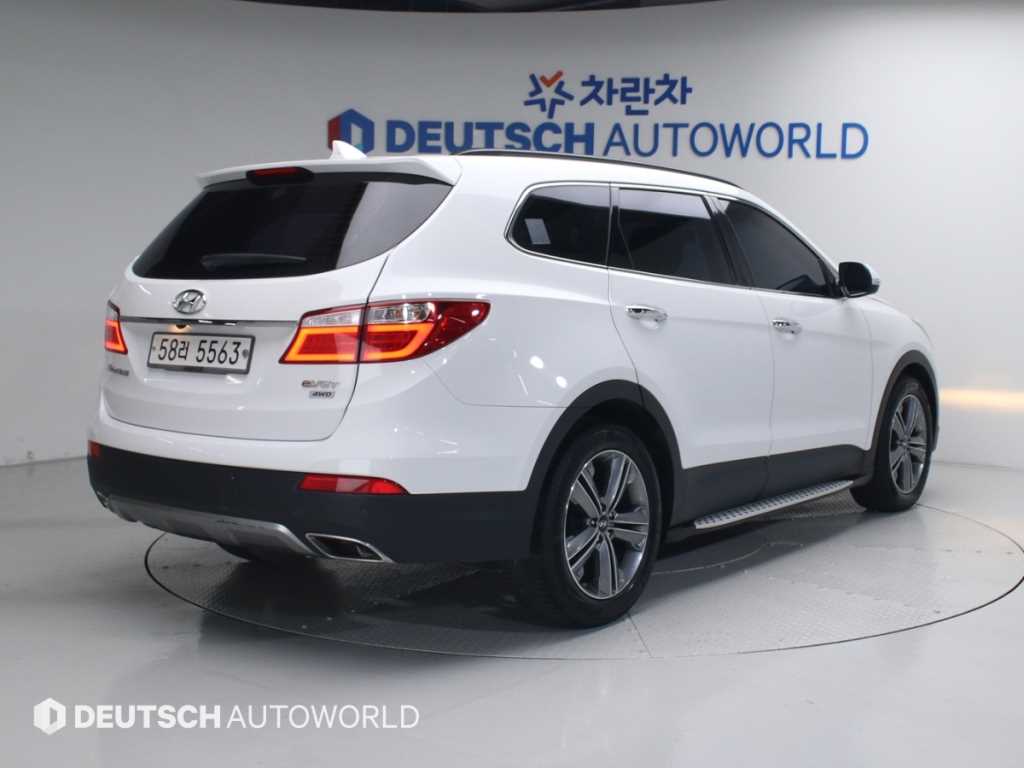 HYUNDAI Maxcruz - Vista 2