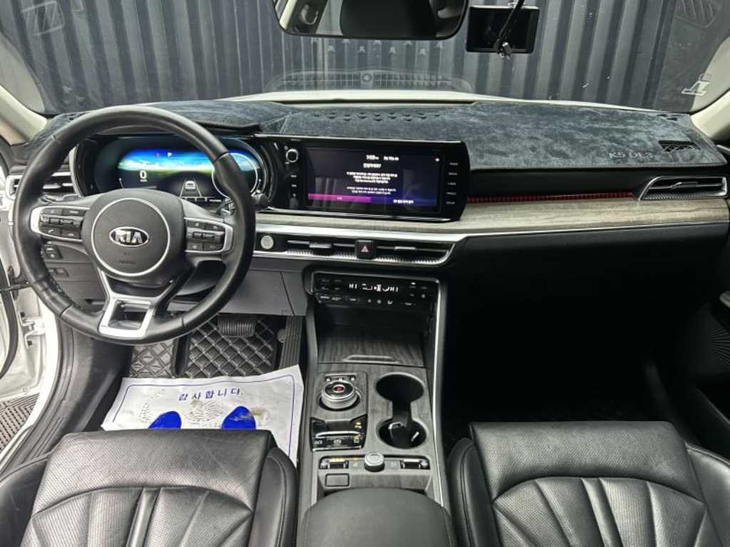 KIA K5 - Vista 8
