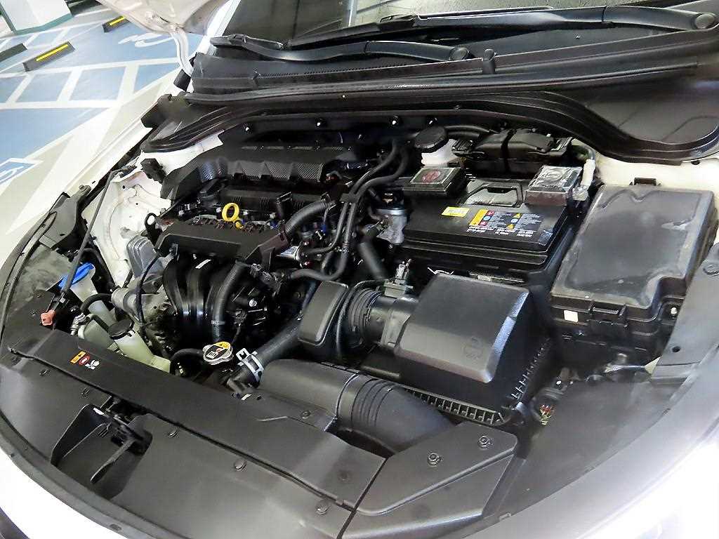 HYUNDAI Avante 2019 Blanco - Importación desde Corea - HF Imports Iquique - Foto 19