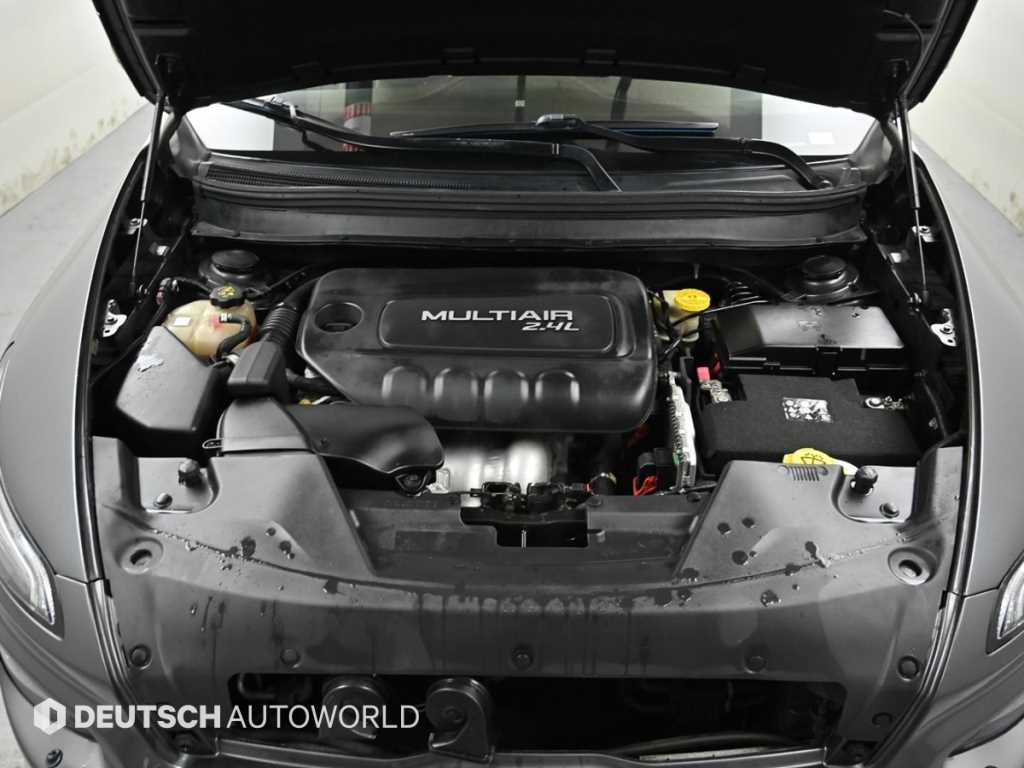 Jeep Cherokee - Vista 6